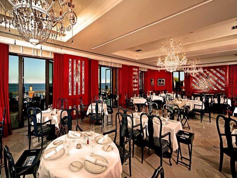 格兰瑞沃伊塔里Spa酒店 卡斯凯什 餐厅 照片 The restaurant's interior